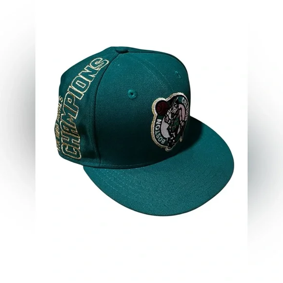 New Era Boston Celtics 17X World
Champions Snapback (9FIFTY) Green - Picture 2 of 4